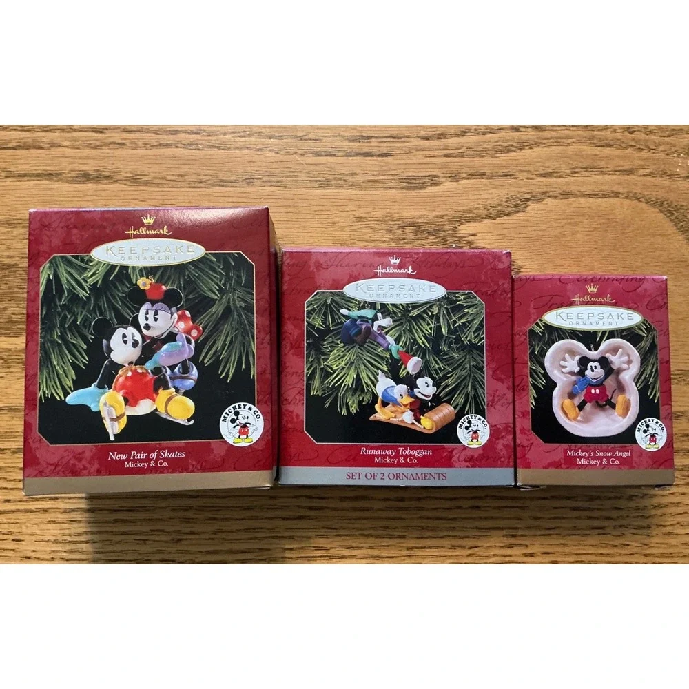 Lot of 4 Hallmark Keepsake Disney Ornaments Mickey Minnie Donald Goofy Vintage